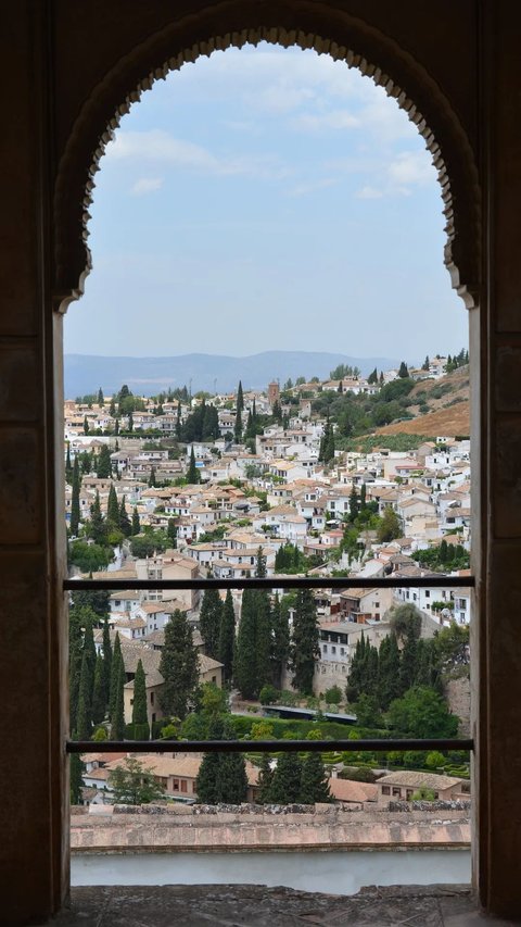 Andalusia, Jejak Kejayaan Islam di Eropa