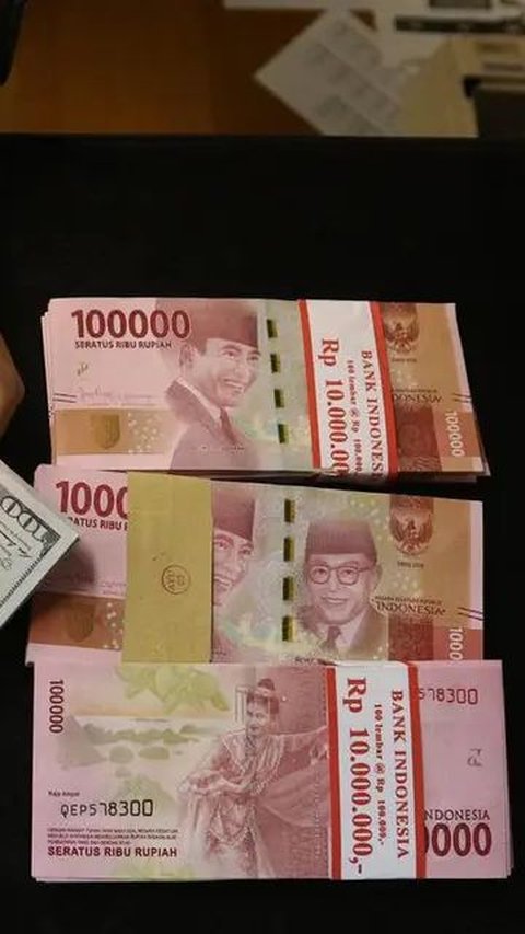 Rupiah Pernah Hiperinflasi Saat Lengsernya Soekarno, Distabilkan oleh Soeharto