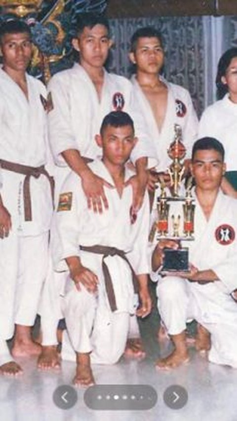 Sabuk Hitam Sejak Muda, ini Potret Lawas Kapolri Raih Juara Judo Hingga Pegang Piala