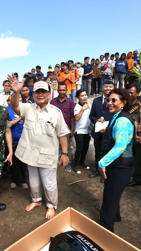 Prabowo Nasehati Susi Pudjiastuti: Berhenti Merokok