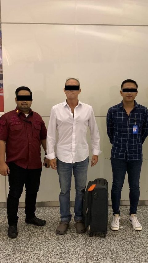 Bebas dari Penjara, Bule Australia Terlibat Penipuan Bisnis Rokok Dideportasi dari Bali