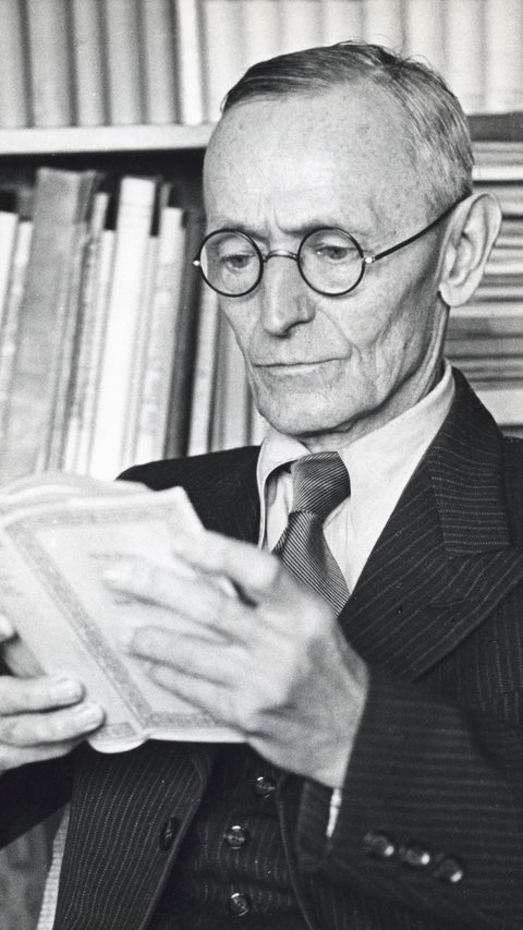 2 Juli 1877: Kelahiran Hermann Hesse, Sastrawan Jerman Legendaris