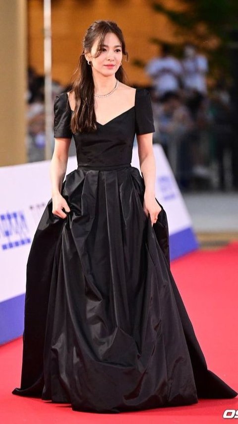 Song Hye Kyo Sabet Daesang, Berikut Daftar Pemenang Blue Dragon Series Awards 2023 Lainnya