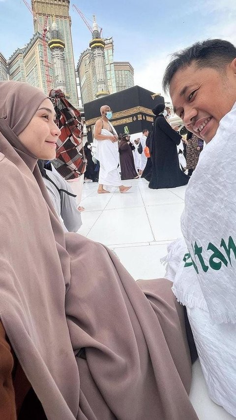 Potret Terbaru Zaskia Adya Mecca Tampil Berbusana Syar'i, Akui Nyaman Usai Pulang Haji