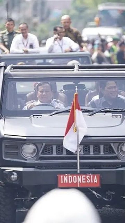 Mengintip Kehebatan Mobil Tempur Maung 4x4 yang Dipakai Prabowo Sopiri Jokowi