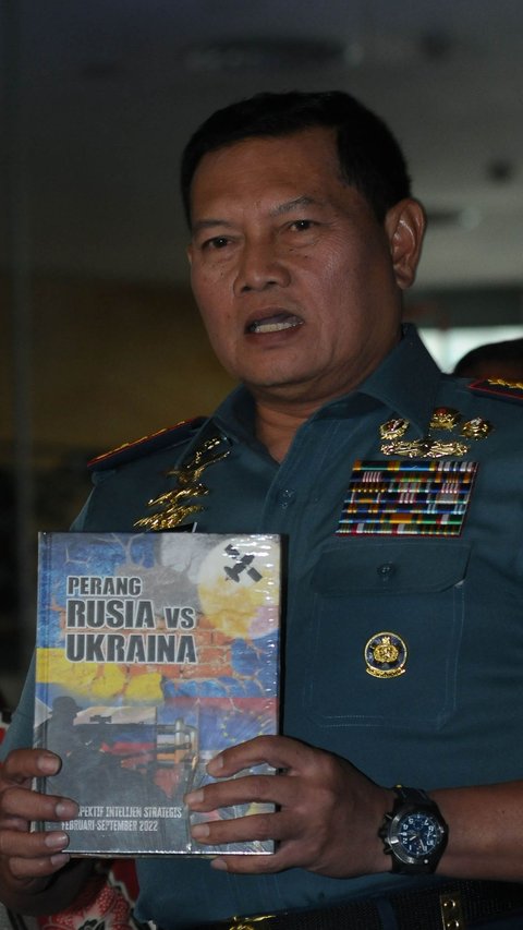 FOTO: Panglima TNI Luncurkan Buku Soal Perang Rusia vs Ukraina, Apa Isinya?