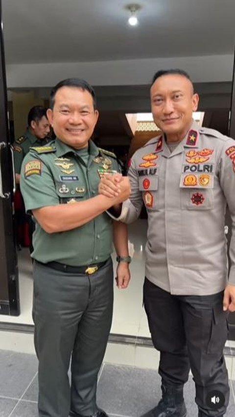 Momen Bintang 1 Polri Kedatangan Dua Jenderal TNI & Eks Panglima 'Selamat Datang di Bumi Jawara'