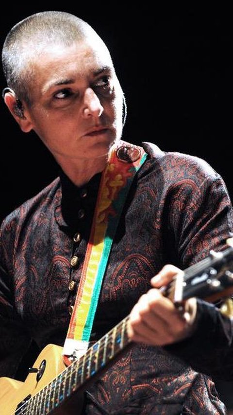 The Story of Sinead O'Connor Canceled Tour in 2012 Because of Depression