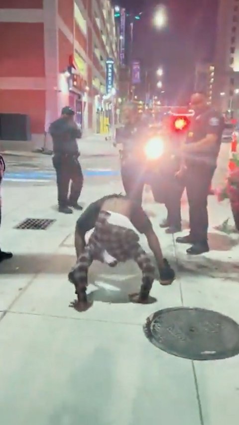 Guy Doing Weird Stunt In Front of Police