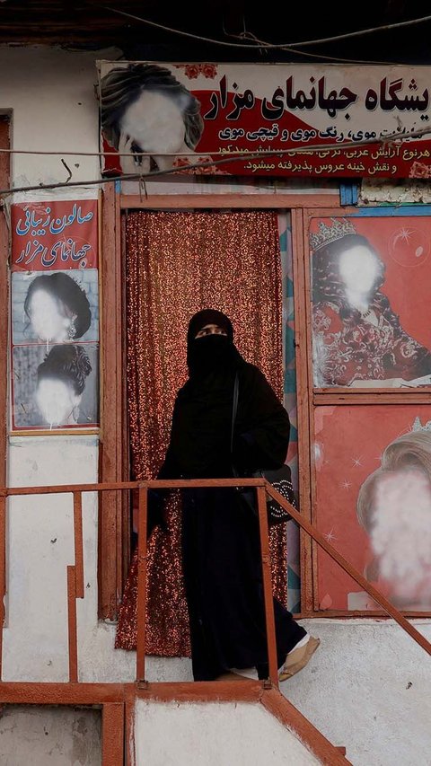 Nasib Salon Kecantikan di Afghanistan Ditutup Taliban