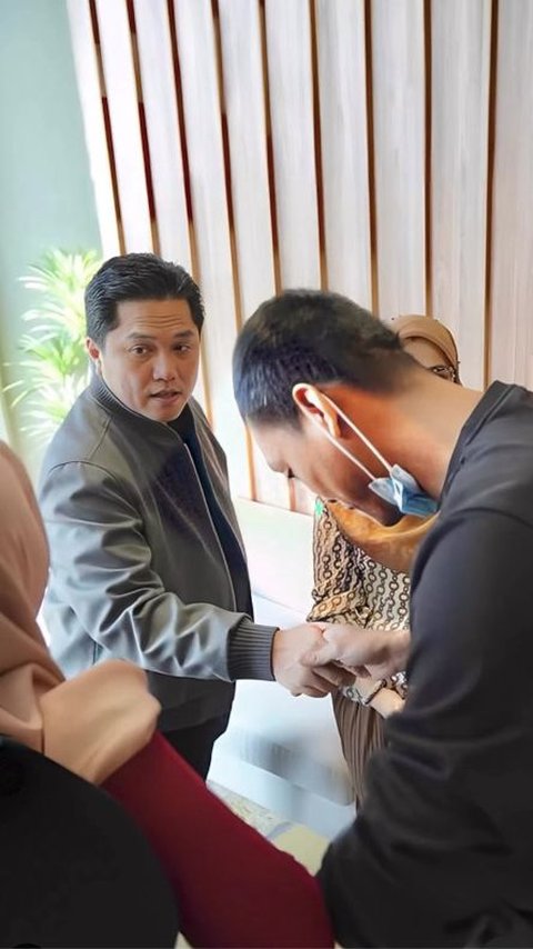 Segudang Bantuan Erick Thohir buat Kurnia Meiga, Terbaru Usaha Ayam Goreng