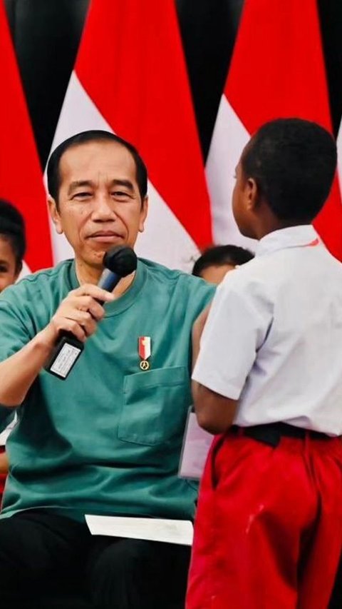 Momen Akrab Jokowi dan Anak-Anak Papua: Bikin Kuis Matematika dan Ditanya Soal Ibu Kota