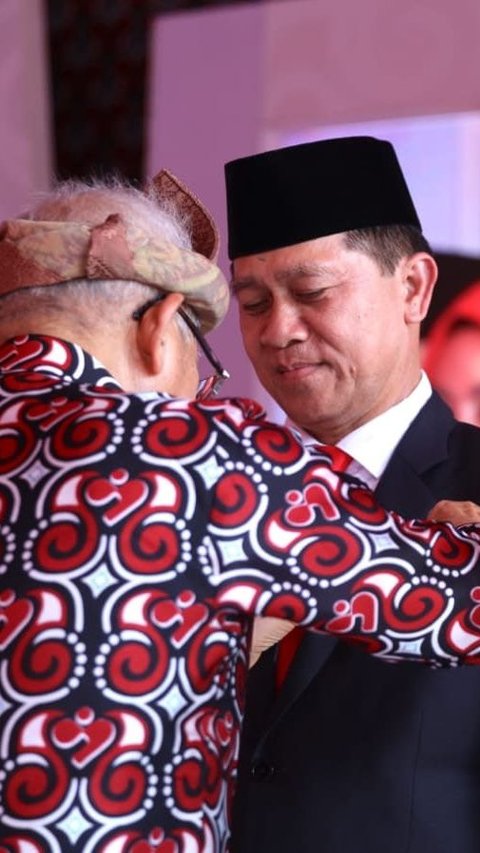 Stunting Turun jadi 7 Persen, Bupati Klungkung Diberi Penghargaan Wapres Ma'ruf Amin