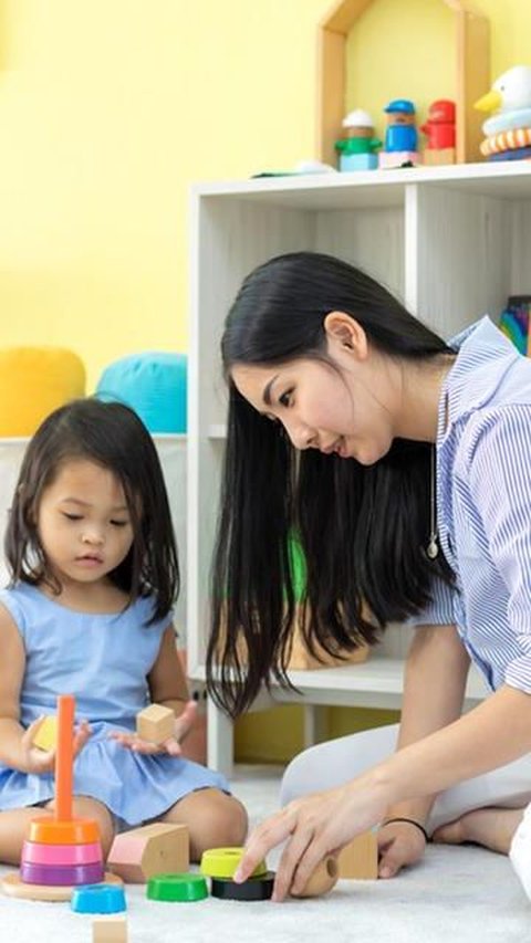 Bupati Mojokerto Tegaskan Orang Tua Harus jadi Teman Curhat Paling Nyaman bagi Anak, Ini Alasannya