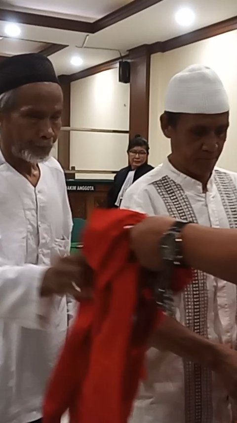 Dukun Aki Pembunuh Berantai di Bekasi Minta Maaf: Harapan Saya Dapat Keringanan Hukuman