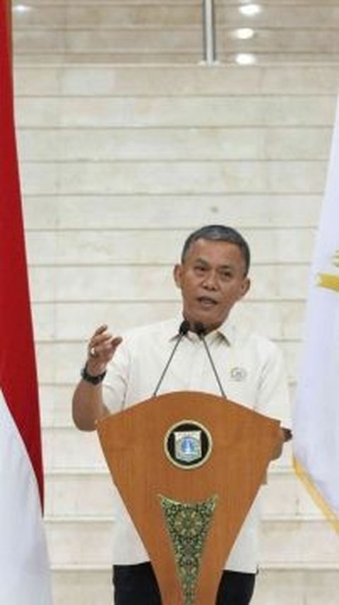 Ketua DPRD Enggak Bisa Berbuat Apa-Apa Terkait Cinta Mega: Saya Petugas Partai