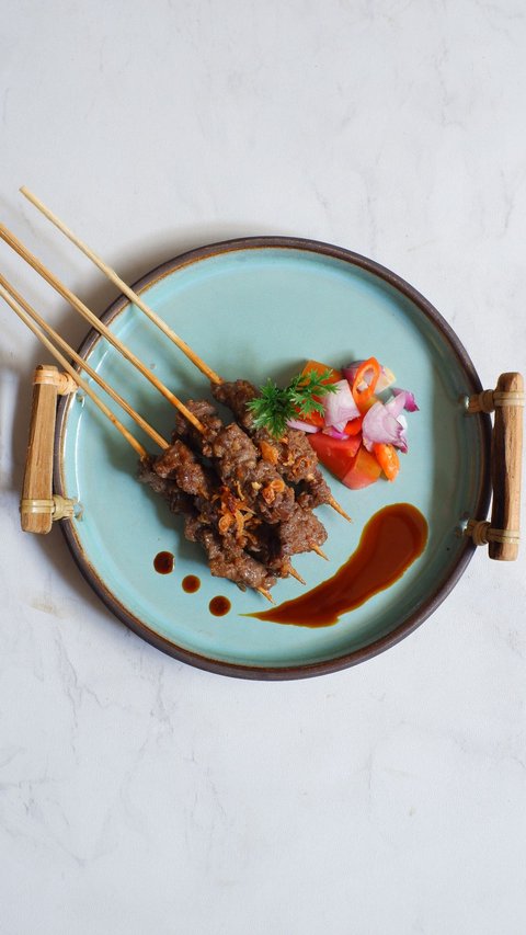 Ragam Sate yang Bisa Kamu Nikmati di Indonesia, Tak Cuma Ayam dan Kambing!