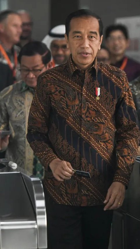 Jokowi Minta Ada Subsidi bagi Pengguna LRT Jabodebek