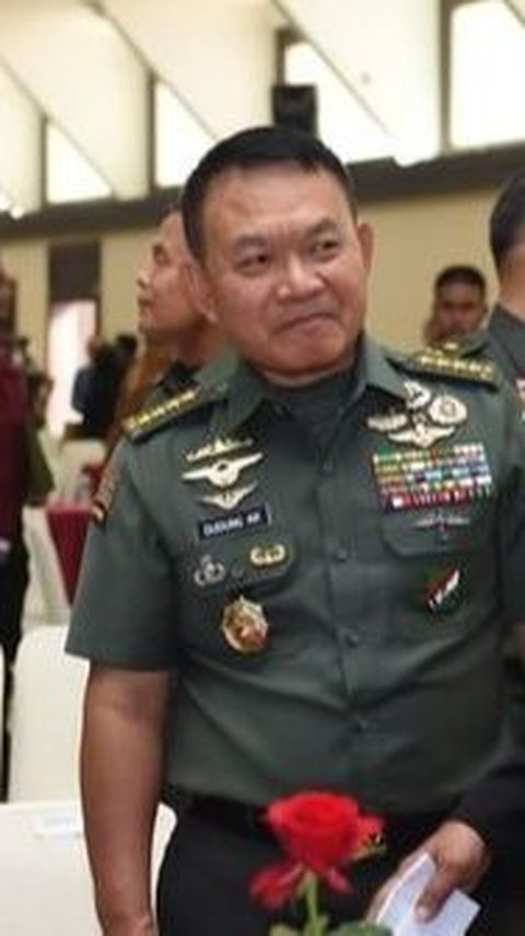 Kasad Imbau Purnawirawan TNI AD Tidak Gunakan Atribut Militer saat Berpolitik