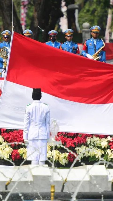 Warga Jatim Bisa Ikut Upacara Agustusan di Kantor Gubernur, Begini Cara Daftarnya