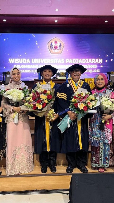 Raih Gelar Doktor di Usia 68 Tahun, Ini Potret Wisuda Deddy Mizwar