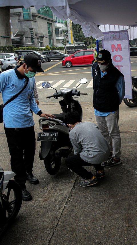 Polisi akan Tilang Motor yang Tak Lolos Uji Emisi