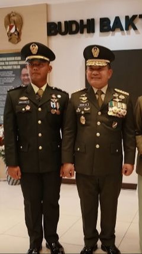Pedagang Gorengan Jadi Perwira, Langsung Bersalaman dengan Jenderal Bintang 4 TNI