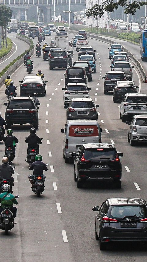Polusi Udara Jakarta Meningkat, Mengapa Pemprov DKI Tidak Batasi Penambahan Kendaraan?