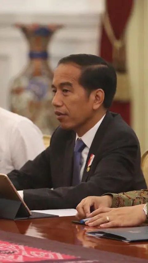 Polusi Udara di Jabodetabek Memburuk, Jokowi Minta Rekayasa Cuaca dan Hybrid Working