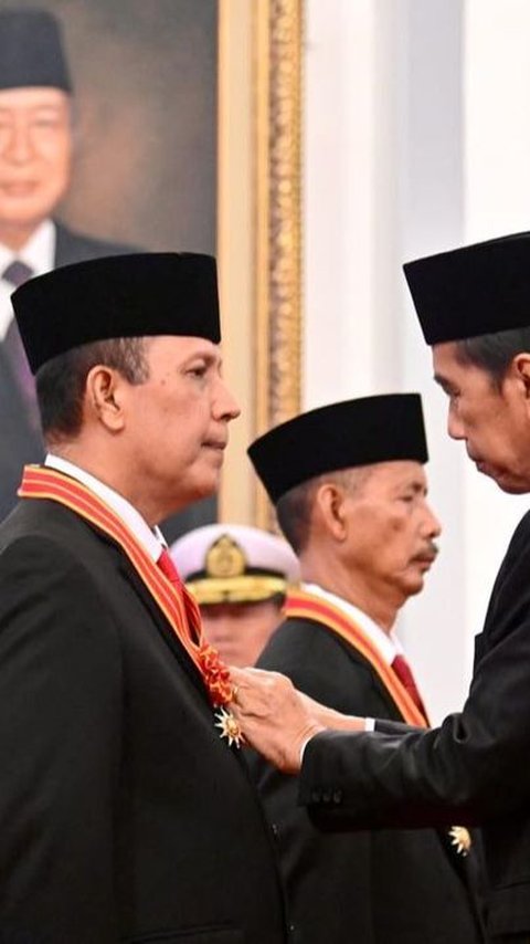 Pensiunan Komjen Polri 'Pembasmi Teroris' Dianugrahi Bintang Mahaputra Pratama oleh Jokowi, ini Sosoknya