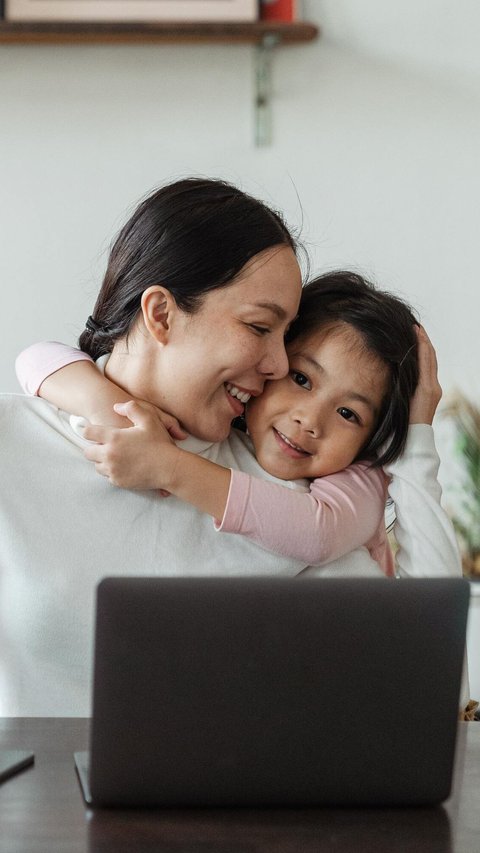 6 Cara Melatih Anak Disiplin Sejak Dini, Tidak Perlu Dimarahi & Dibentak