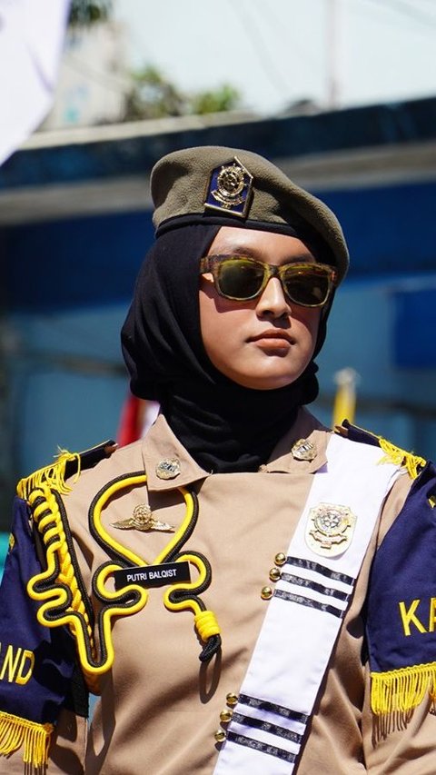 Cantiknya Enggak Main-Main, Ini Pesona Putri Billqist Pegawai Satpol PP Garut di Karnaval HUT RI