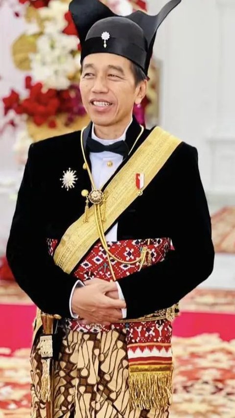 CEK FAKTA: Hoaks Presiden Jokowi Pakai Baju China saat Upacara HUT ke-78 RI