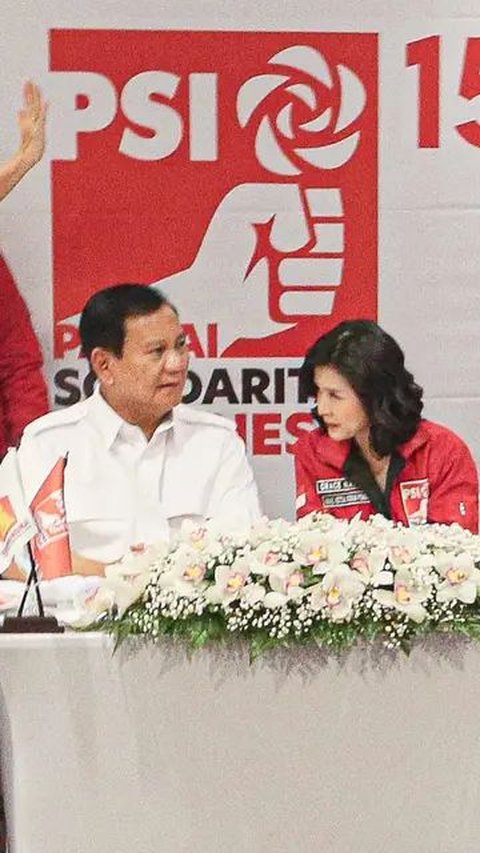 Disambangi Gerindra, PSI Berikan Foto Prabowo-Jokowi Pelukan