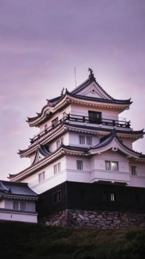 Tourists Can Now Stay in 2 Historical Palaces in Japan