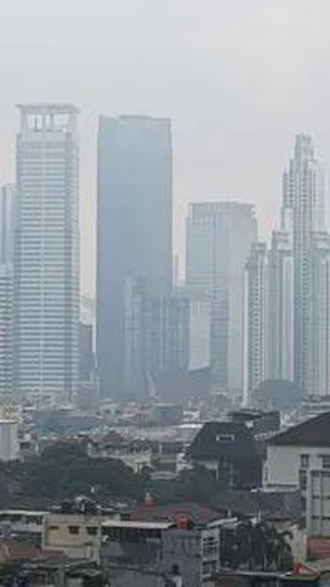 Sebagian PNS Mulai WFH Hari Ini, Jakarta Masih Masuk 10 Besar Kota Terpolusi