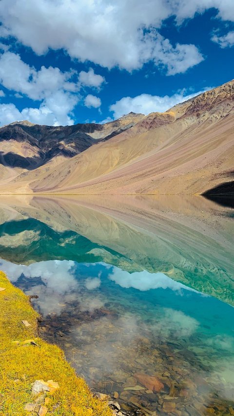 5 Most Beautiful Lakes In India You Should Visit Before You Die
