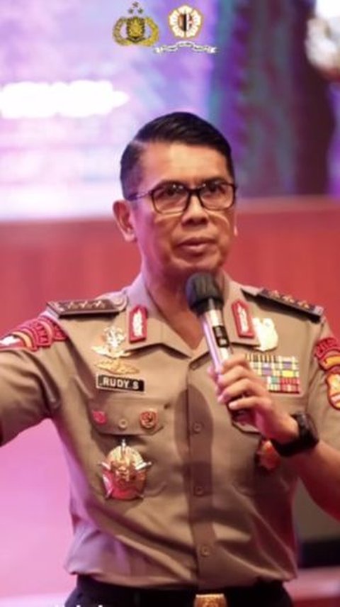 Komjen Rudy 'Gajah' Ungkap Sosok yang Jadi Kekuatan Utamanya Dalam Menjalani Tugas, Jenderal Junior Langsung Tepuk Tangan