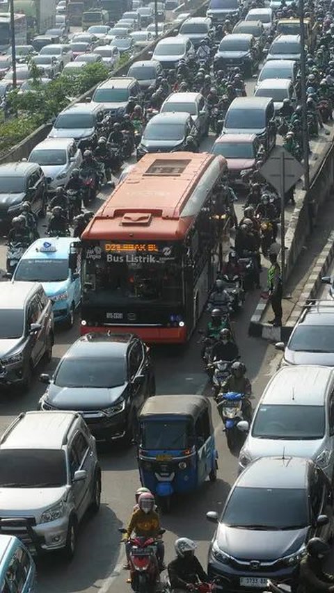 Tekan Polusi Udara, DPRD DKI Desak Uji Emisi Kendaraan jadi Syarat Perpanjangan STNK