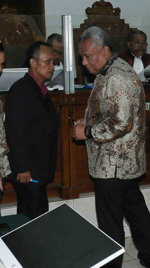 FOTO: Gara-Gara Salah Mencantumkan Alamat, Sidang Perdata Rocky Gerung Ditunda Dua Pekan