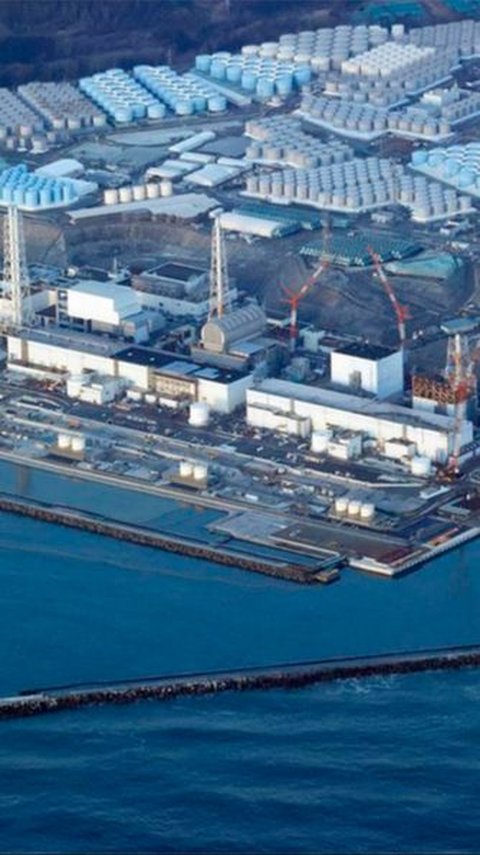 Japan Starts Dumping Fukushima Nuclear Waste into the Sea
