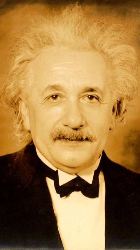 Begini Adab dan Kerendahan Hati Einstein ketika Menolak Tawaran Menjadi Presiden Israel