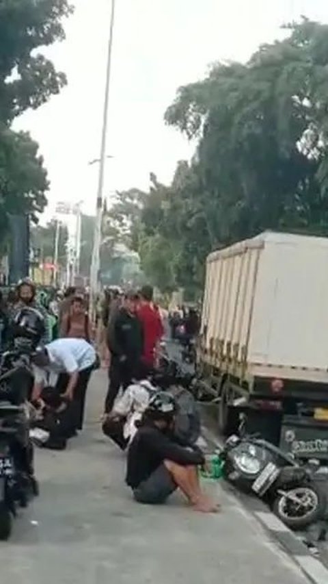 Kecelakaan Truk vs Motor Lawan Arus di Lenteng Agung, Polisi: Pemotor Bisa Jadi Tersangka