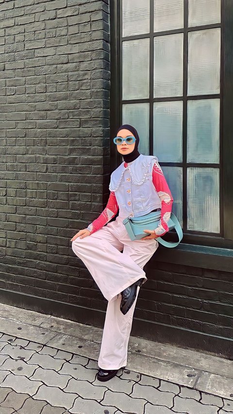 Peek into Tantri Namirah's Adorable Soft Pink Outfit