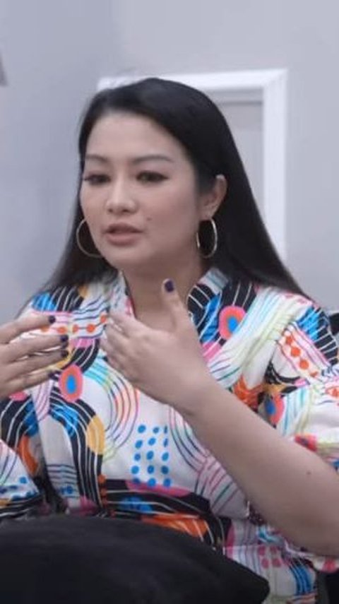 Berurai Air Mata Karena Belum Punya Momongan, Begini Cerita Pedangdut Fitri Carlina Pasrah Hingga Suruh Suami Nikah Lagi