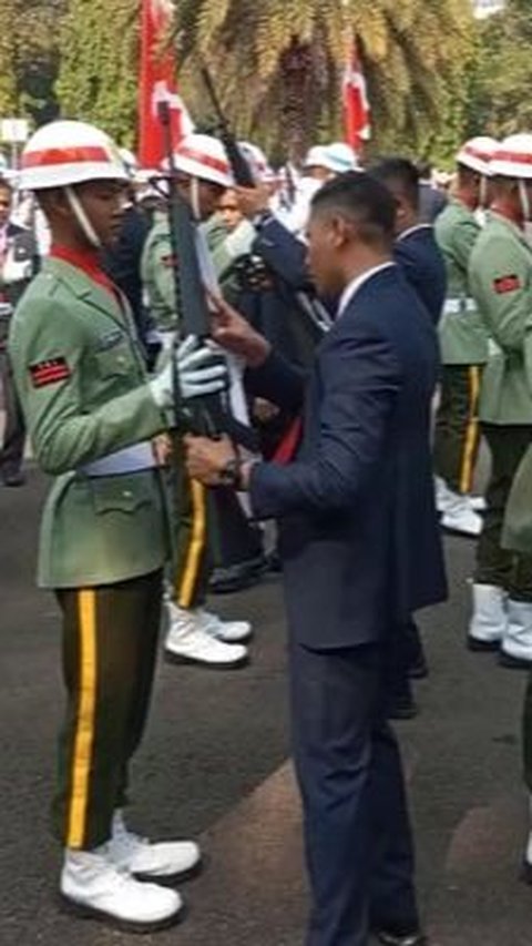 Ternyata Sebelum Upacara di Istana Pasukan TNI-Polri Diperiksa Ketat Paspampres, Senjata Tak Boleh Ada Peluru & Tubuh Dicek Berulang Kali