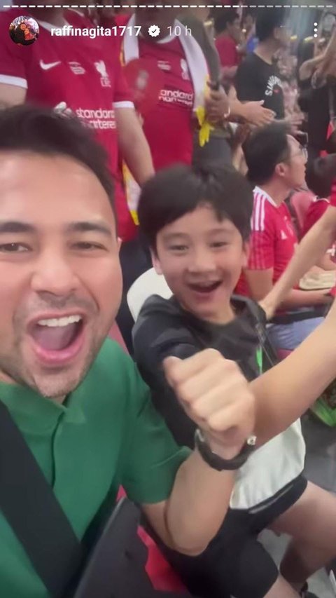 Tepati Janji, Raffi Ahmad Ajak Rafathar Nonton Pertandingan Liverpool Secara Langsung di Singapura
