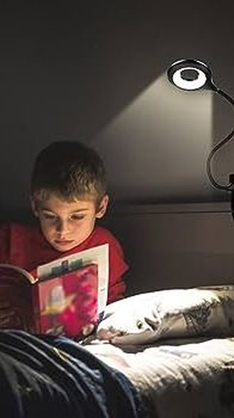 Can Reading in Low Light Harm Your Eyes? This is the Fact!