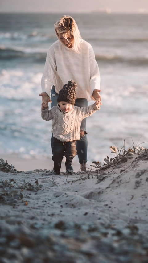 Prayer for Children to Walk Quickly, Here's How to Train Them that Parents Need to Understand