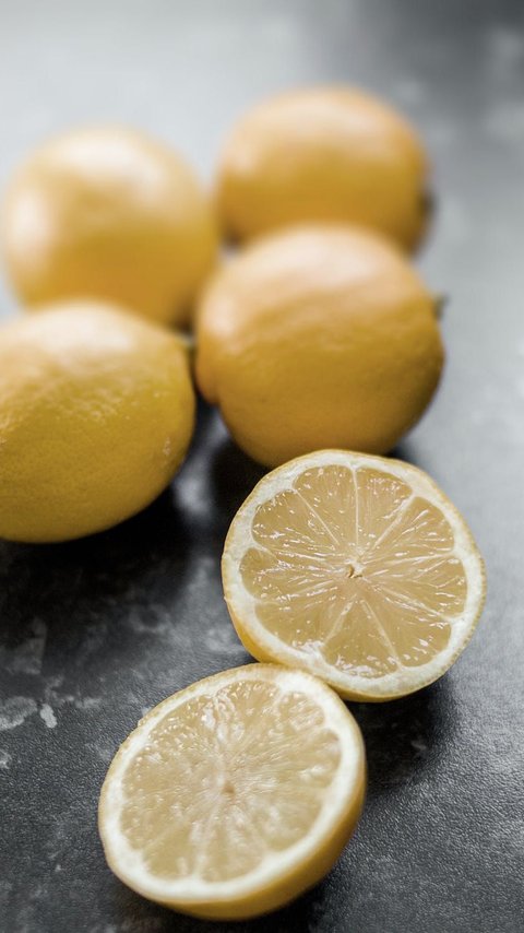 Lemon Bisa Bikin Kurus? Ini Fakta yang Harus Diketahui